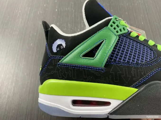 HYPE 308497-015 Doernbecher Retro 4 Air Jordan 0427